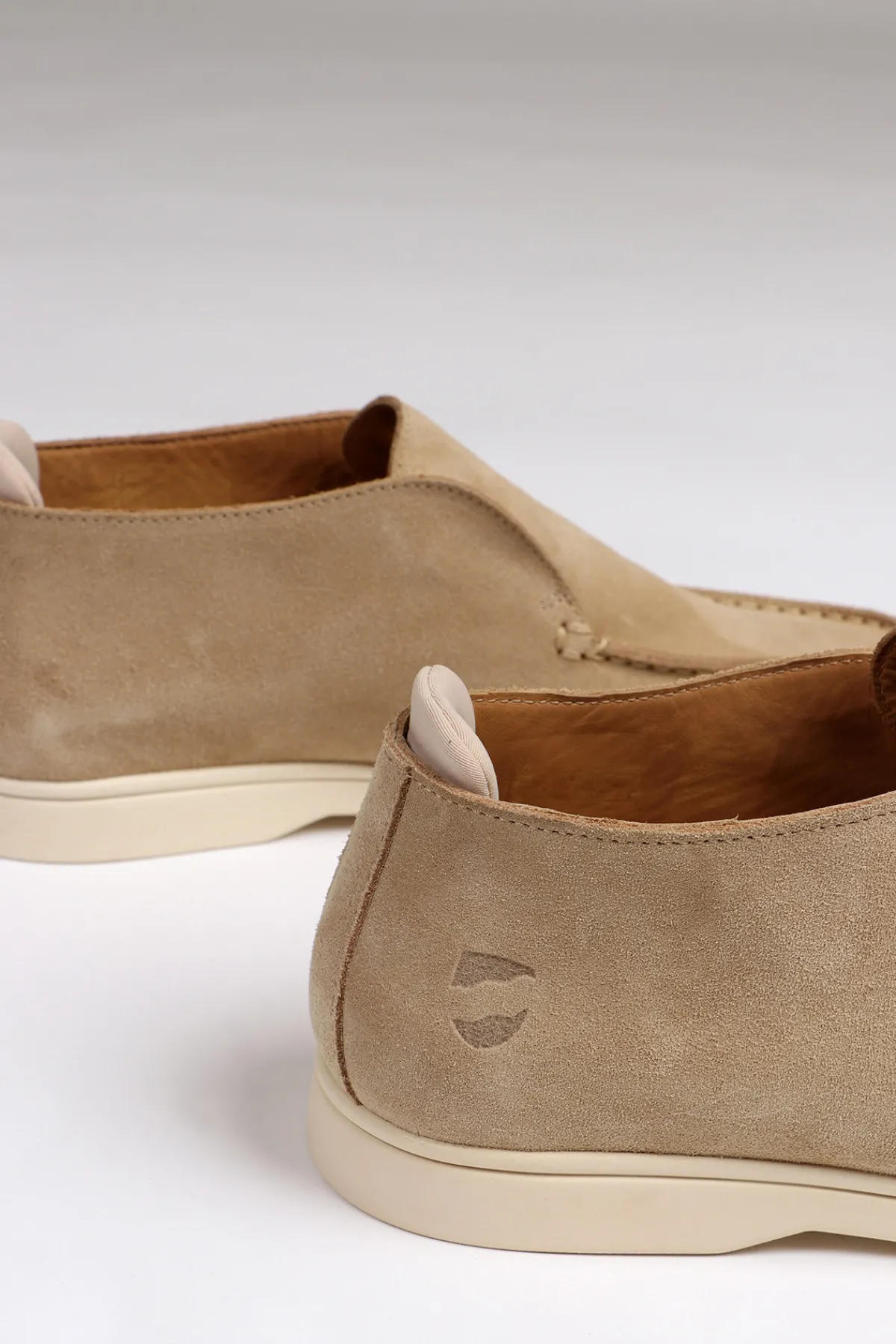 Cala 1789 Boots en daim beige DAVE TARAMO New