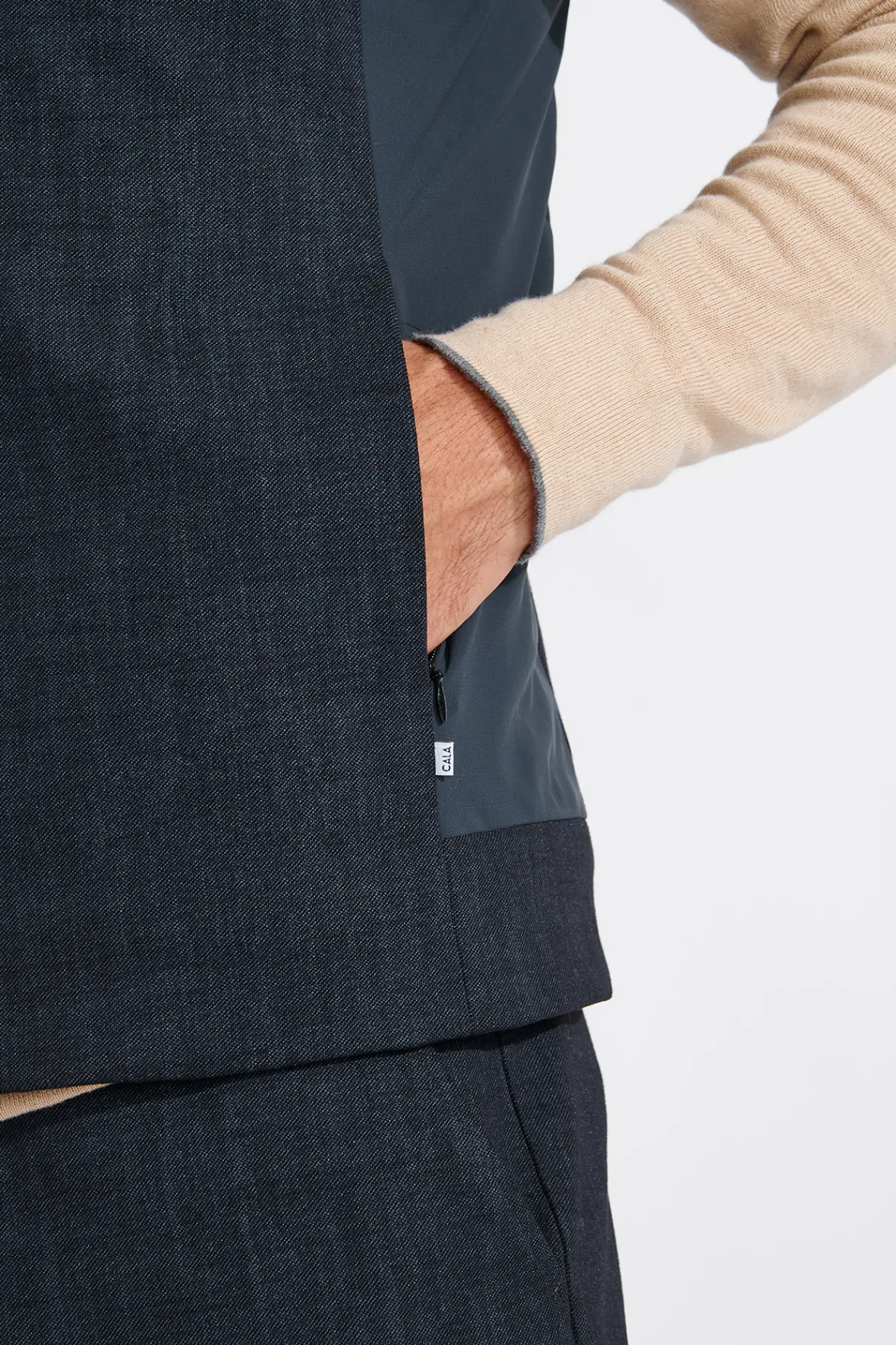 Cala 1789 Veste sans manche noir MARKUS CANSIGLIA Discount